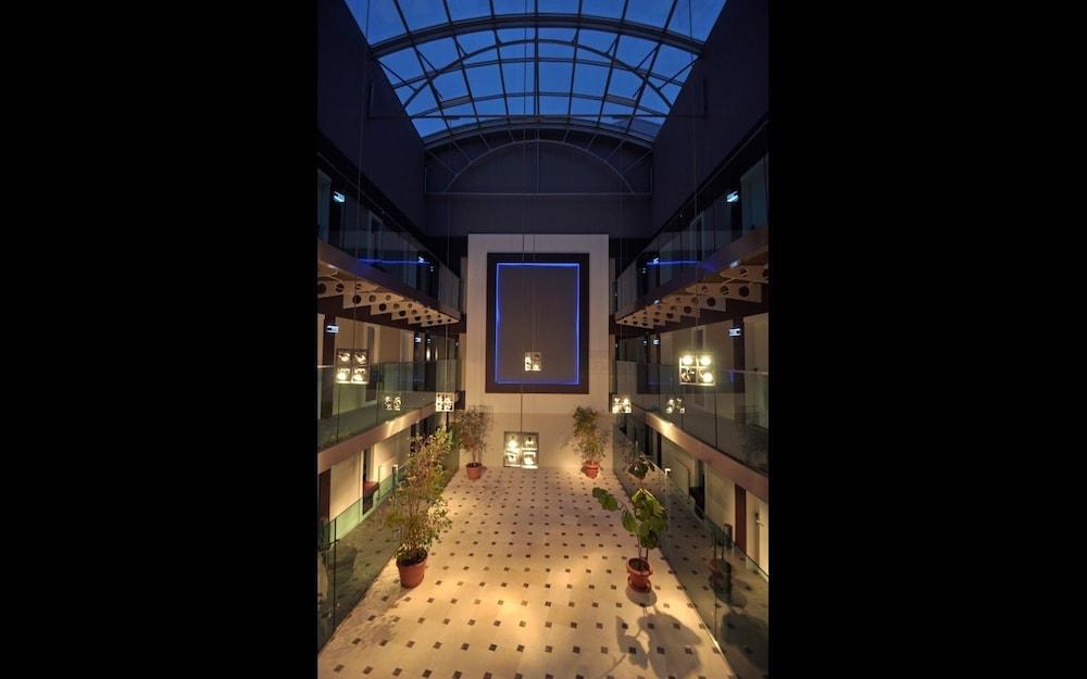 No 19 Boutique Hotel อังการา ภายนอก รูปภาพ